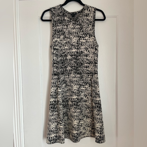 Theory Dresses & Skirts - Theory, Black and White Sleeveless Dress, Size Small
